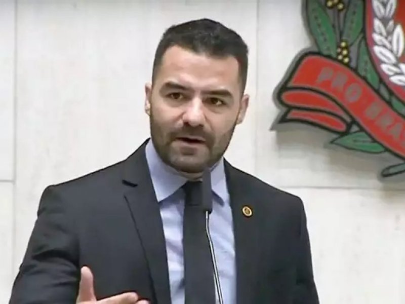 Imagem de “Vou ser cassado, mas vou cair atirando”, declara Arthur do Val