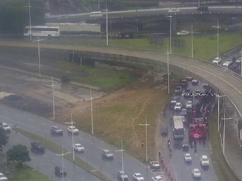 Imagem de Integrantes do MST chegam a Salvador nesta segunda-feira (18)