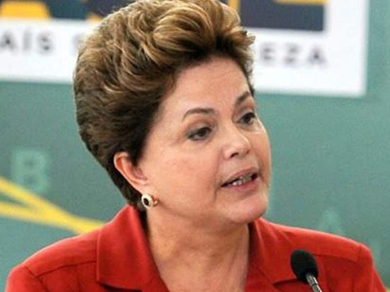 Imagem de Bolsonaro é 'ovo da serpente' chocado no impeachment, diz Dilma Roussef