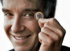 Imagem de Eike Batista faz oferenda para Iemanjá de R$ 700 mil em moedas de ouro 