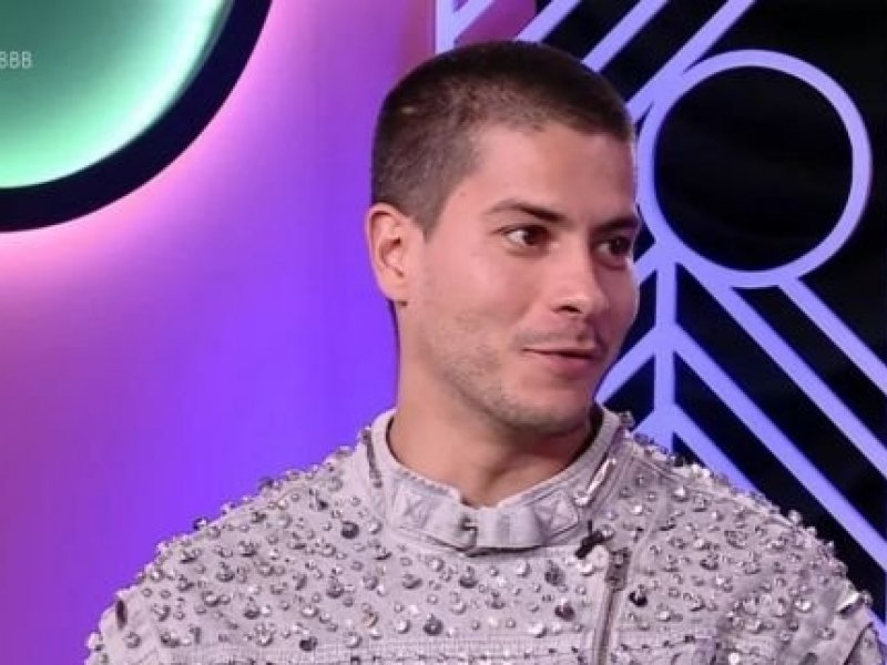 Imagem de Oito participantes do BBB 22 não seguem Arthur Aguiar nas redes sociais; saiba quem são