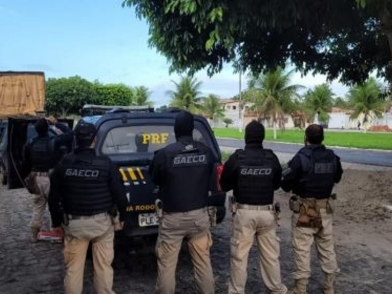 Imagem de Operação “Êmulo” prende seis pessoas e apreende mais de R$ 60mil em dinheiro em Acajutiba
