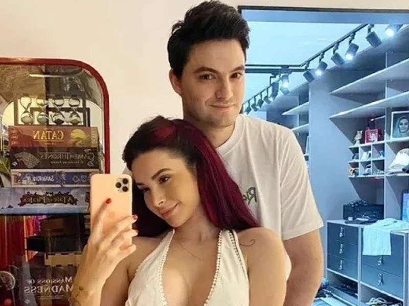 Imagem de Após perguntas sobre fotos com a ex-namorada, Felipe Neto desabafa nas redes sociais: ‘carinho vai durar a vida toda’