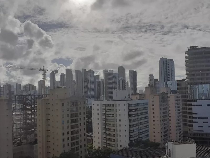 Imagem de Salvador tem fim de semana com previsão de céu claro e chuvas isoladas, aponta Codesal
