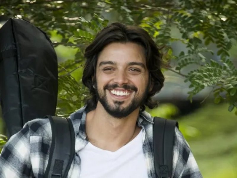 Imagem de Rodrigo Simas anuncia saída da Globo após 10 anos; confira publicação