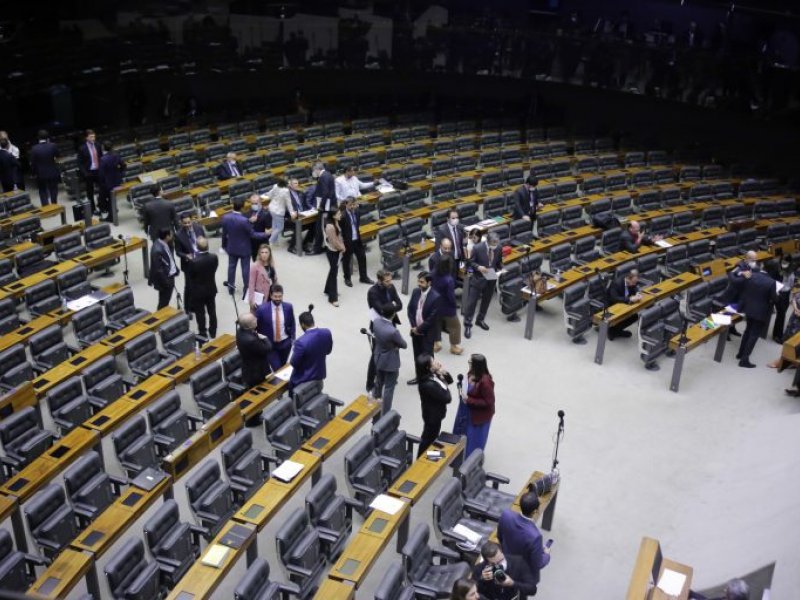 Imagem de Câmara pode votar na terça-feira MP que permite renegociação de dívidas do Fies 