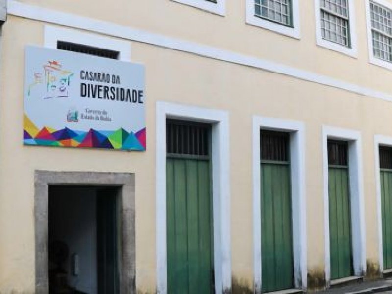Imagem de Instituição Conceição Macedo assina termo para gestão do Centro LGBT da Bahia