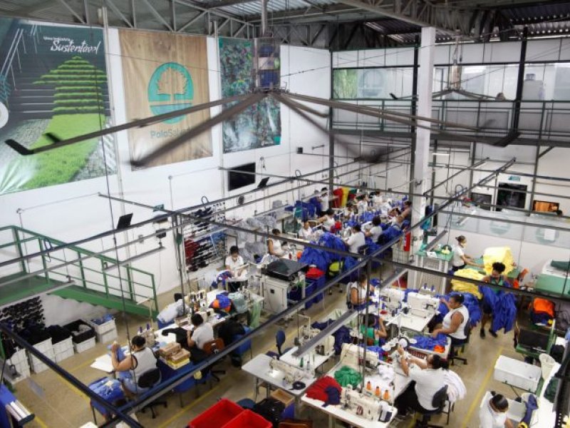 Imagem de Governo da Bahia firma convênio para qualificação de trabalhadores do segmento de vestuário