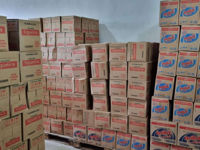 Imagem de Decarga localiza carga roubada de produtos de limpeza em Feira de Santana