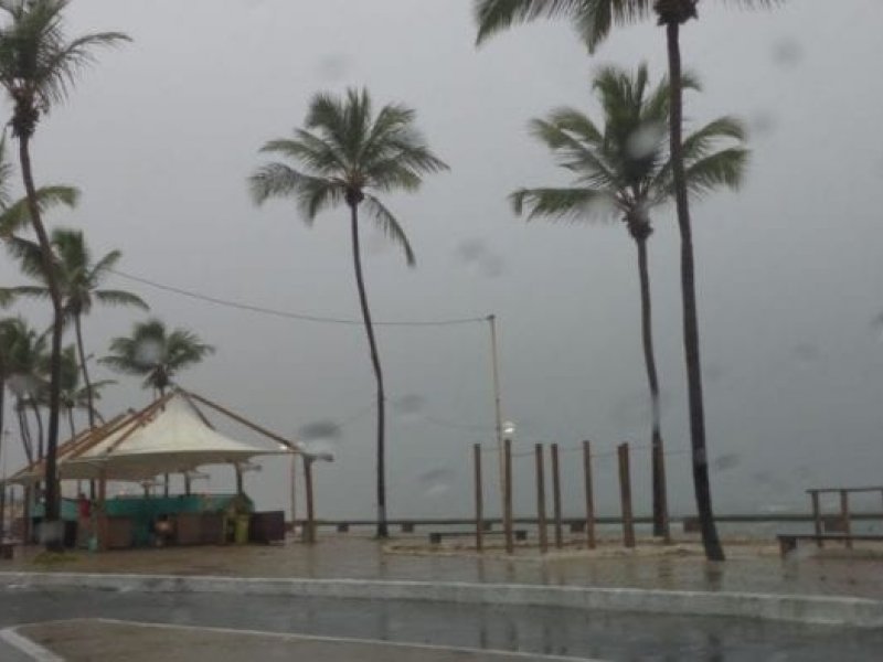 Imagem de  Final de semana em Salvador deve ser marcado por chuvas e céu nublado