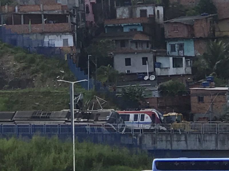 Imagem de Metrô de Salvador descarrila no Bom Juá; veja vídeo