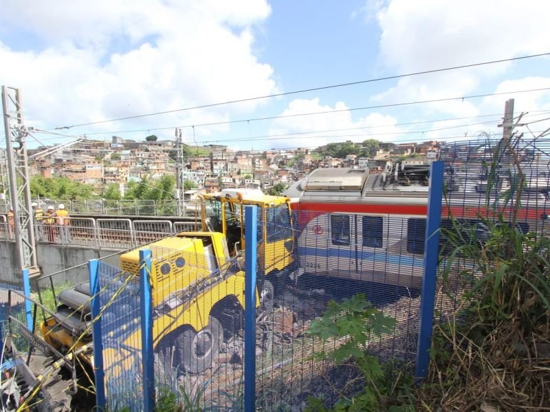 Imagem de Acidente no metrô foi causado por falha do rebocador, diz CCR Metrô Bahia