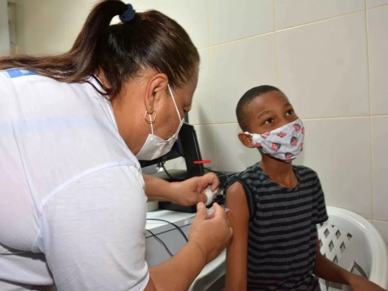 Imagem de Aplicação da Pfizer pediátrica está temporariamente suspensa em Salvador; confira esquema vacinal 