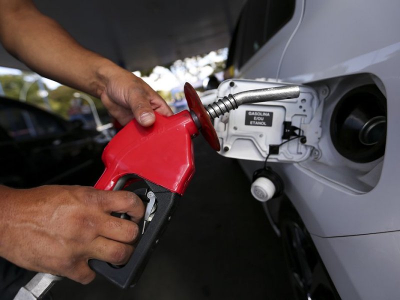 Imagem de Bahia registra preço médio mais caro do litro de gasolina, segundo ANP