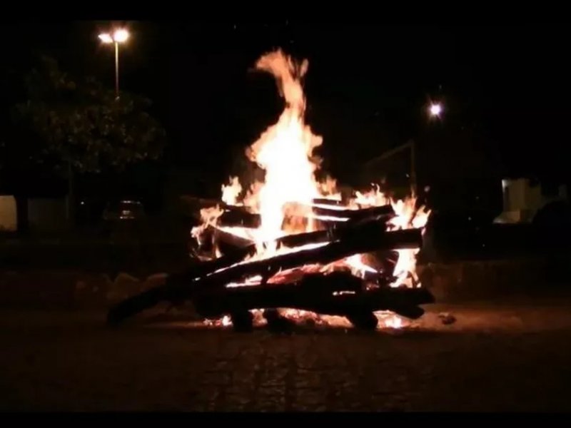 Imagem de Justiça suspende decreto que proibia queima de fogueiras em festas juninas de Laje