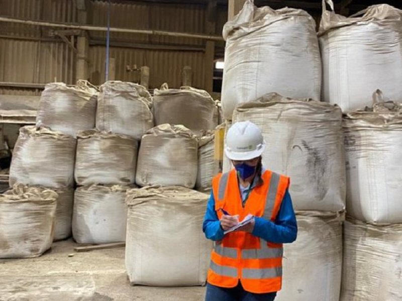 Imagem de 350 toneladas de fertilizantes são apreendidas pelo Ministério da Agricultura